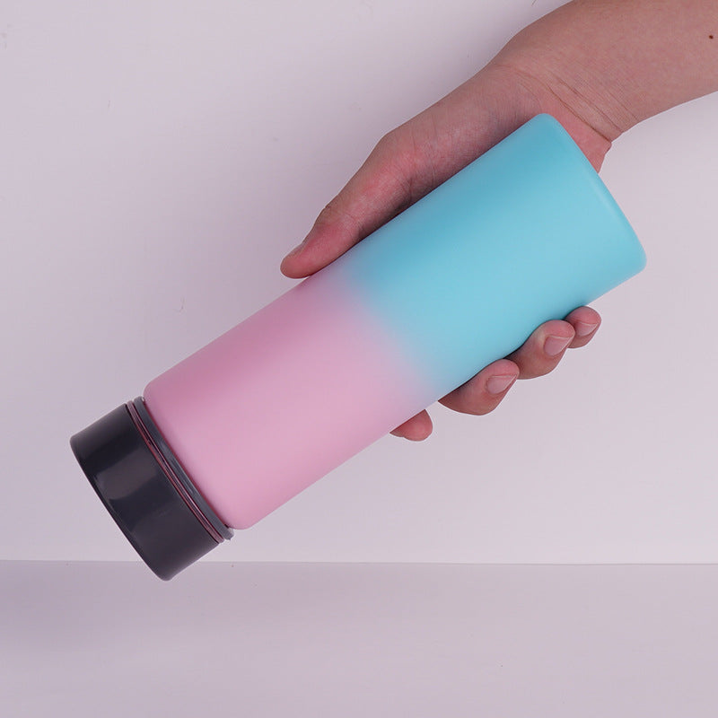 Vaso deportivo portátil de gran capacidad con diseño degradado