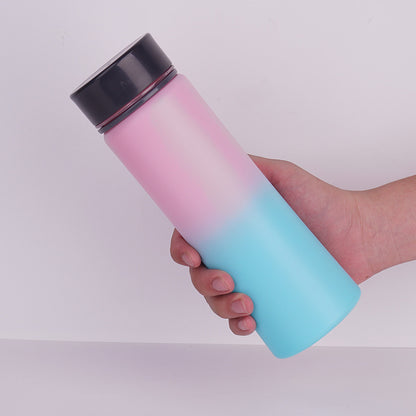 Vaso deportivo portátil de gran capacidad con diseño degradado